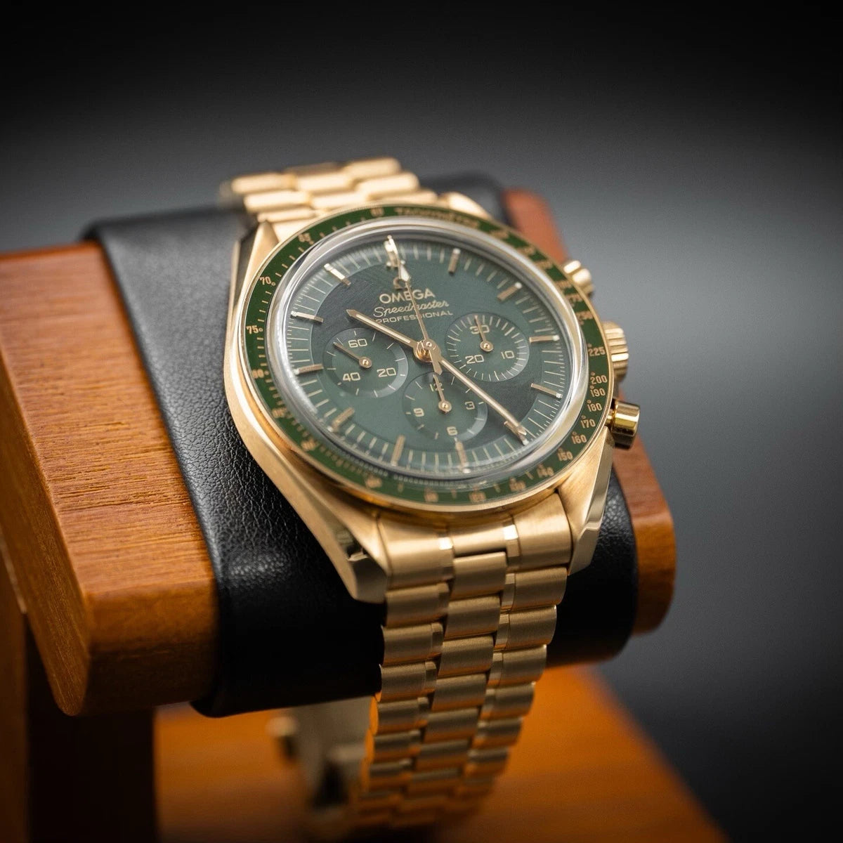 OMEGA SPEEDMASTER MOONWATCH PROFESSIONAL CO-AXIAL MASTER CHRONOMETER CHRONOGRAPH WATCH