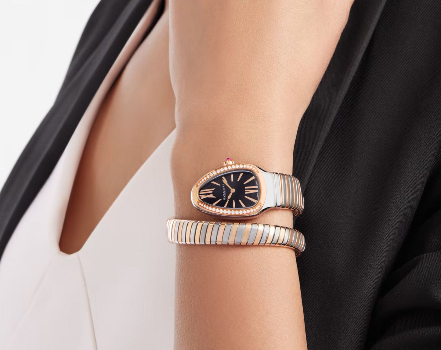 Bvlgar_i Serpenti Dualtone Black Dial