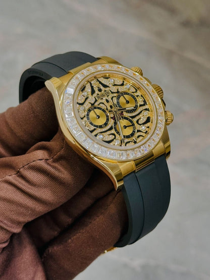 Role_x Daytona Eye of Tiger Gold Diamond Watch